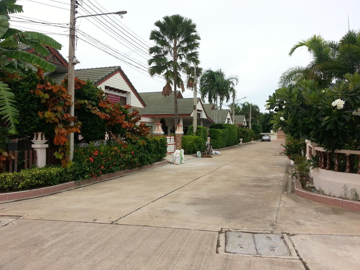 Villa - Baan Dusit Pattaya Ban Nong Hin  Exterior photo